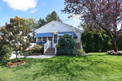 16 Cheesequake Rd, Sayreville, NJ, 08872-1905 | Card Image