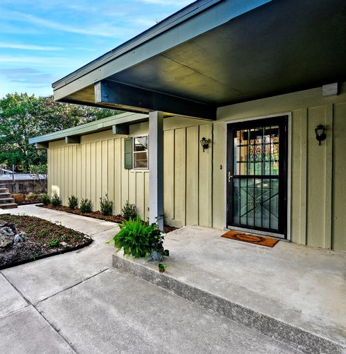 920 Hanna Dr, Denison, TX, 75020-4806 | Card Image