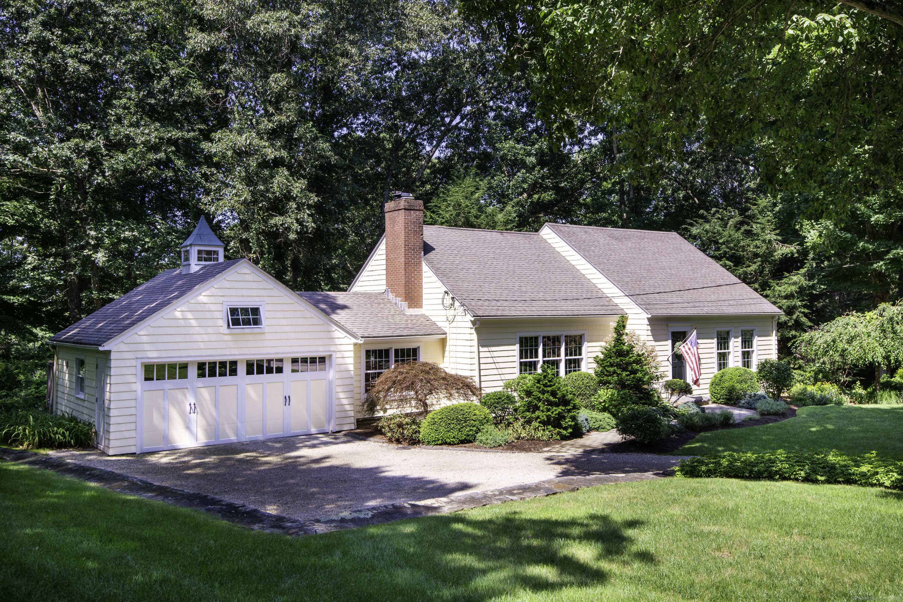 Oak Dr, Centerbrook, CT 06409