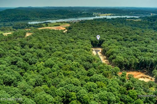 362 Flip Flop Way, Loudon, TN, 37774 | Card Image