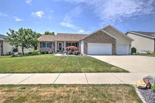 135 Covington Ave, Mt. Zion, IL, 62549-1380 | Card Image
