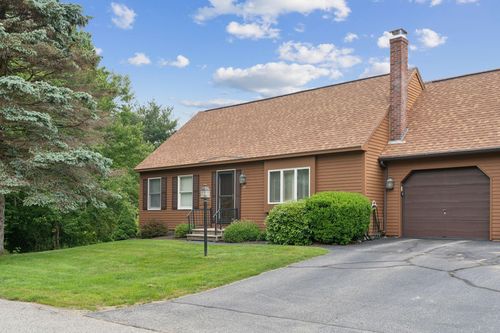21-11 Concord Place, Auburn, ME, 04210 | Card Image