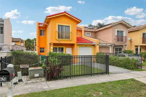 620 Sw 7th Ter, Florida City, FL, 33034-4662 | Card Image