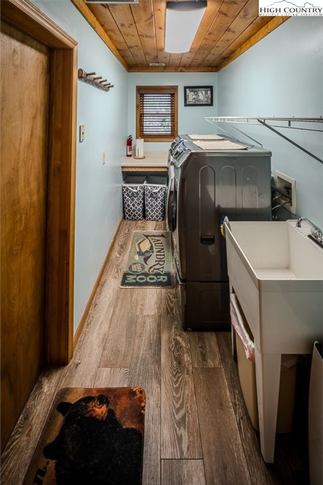 112 N Pinnacle Ridge Rd, House other with 4 bedrooms, 4 bathrooms and null parking in Beech Mountain NC | Image 25