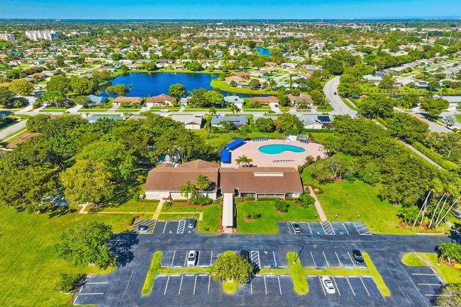 6125 Winding Brooke Way, House other with 2 bedrooms, 2 bathrooms and null parking in Delray Beach FL | Image 25
