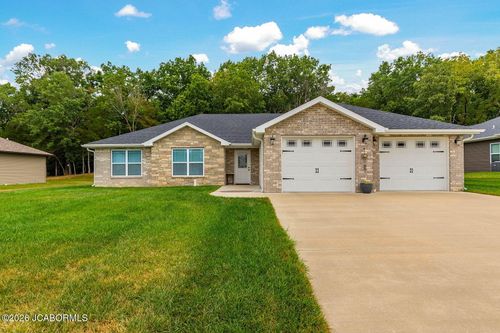 307 Dover Dr, Holts Summit, MO, 65043-2140 | Card Image