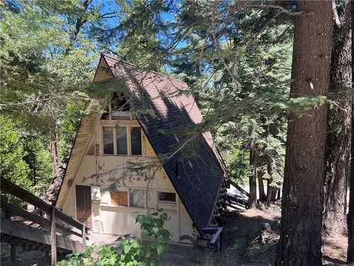 841 Glen View Ln, Twin Peaks, CA, 92391 | Card Image