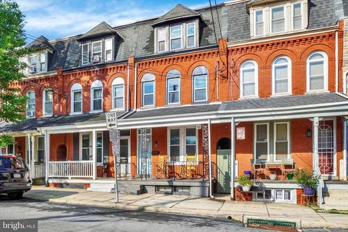 220 N Shippen St, LANCASTER, PA, 17602-2716 | Card Image