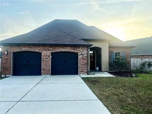 69261 Taverny Ct, Madisonville, LA, 70447-3235 | Card Image