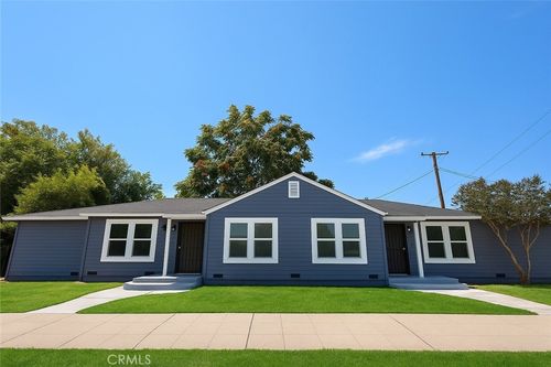 2207 N Sutter St, Stockton, CA, 95204-5435 | Card Image