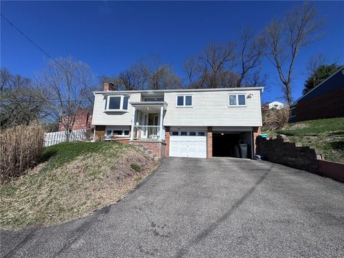 1027 Middle Rd, Glenshaw, PA, 15116-2713 | Card Image