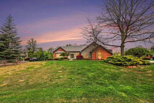 7773 Frampton Dr, Washington Twp, MI, 48095-1235 | Card Image