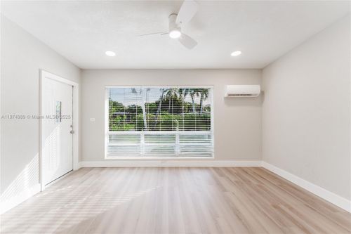 a-1560 Ne 42nd St, Pompano Beach, FL, 33064-6027 | Card Image