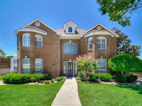3811 Cromwell Dr, Carrollton, TX, 75007-2852 | Card Image