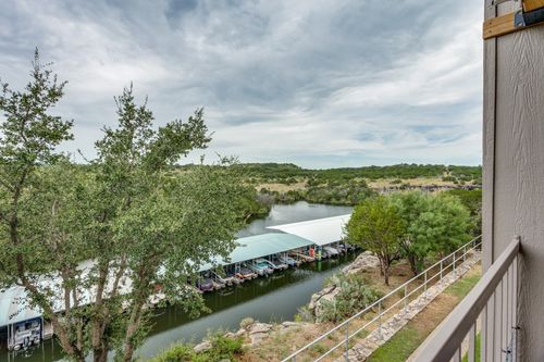 32-3069 Hells Gate Loop, Strawn, TX, 76475-2409 | Card Image