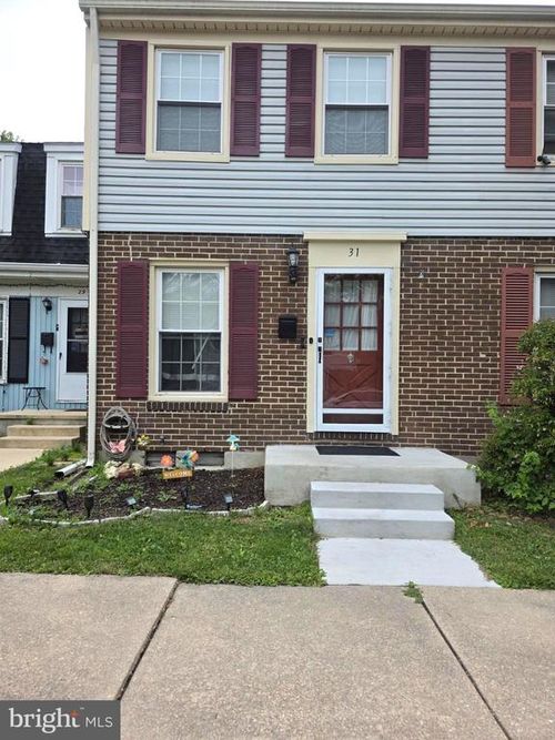 15f-31 Arwell Ct, NOTTINGHAM, MD, 21236-3301 | Card Image