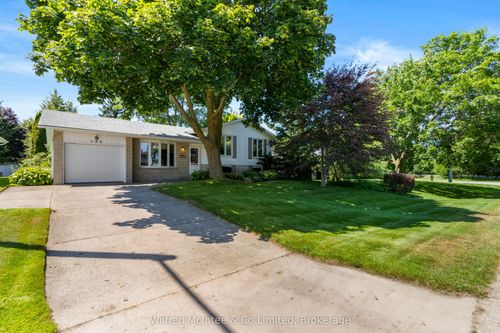 300 Falconer St, Port Elgin, ON, N0H2C2 | Card Image
