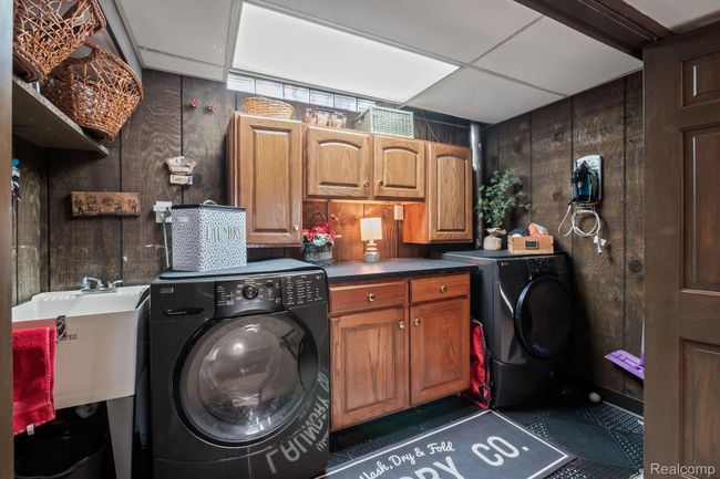 1339 Knollcrest Cir, Condo with 3 bedrooms, 3 bathrooms and null parking in Bloomfield Hills MI | Image 34