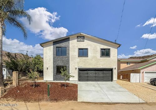 28722 Lincoln Ave, Castaic, CA, 91384-2428 | Card Image