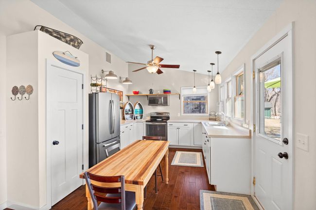 21370 654 Th Ave, House other with 2 bedrooms, 1 bathrooms and null parking in Darwin MN | Image 9