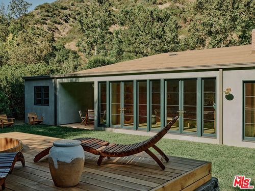 2633 Mandeville Canyon Rd, LOS ANGELES, CA, 90049-1003 | Card Image