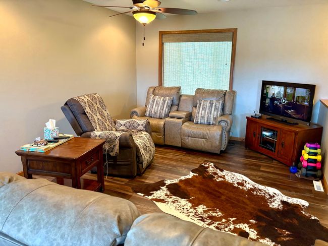 Living Room | Image 6