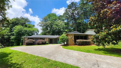 1693 Briarbend Ct, Stone Mountain, GA, 30088-3601 | Card Image