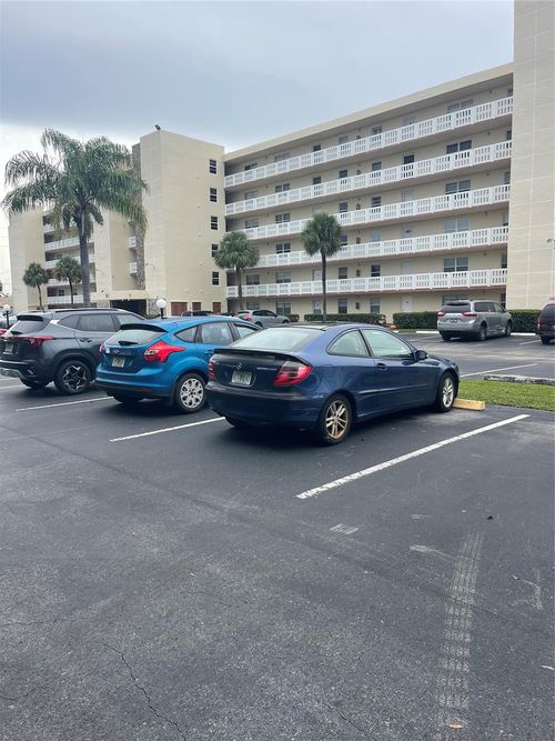 apt-303-301 Se 3rd St, Dania Beach, FL, 33004-4028 | Card Image
