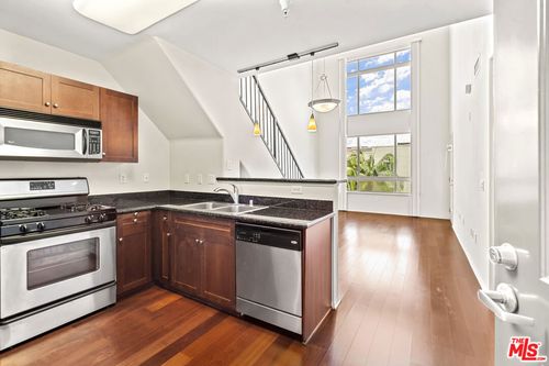unit-418-100 S Alameda St, Los Angeles, CA, 90012-3948 | Card Image