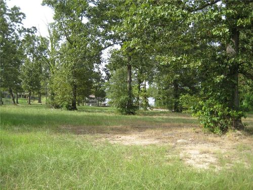 124 Lakefront Dr, Natchitoches, LA, 71457-7885 | Card Image