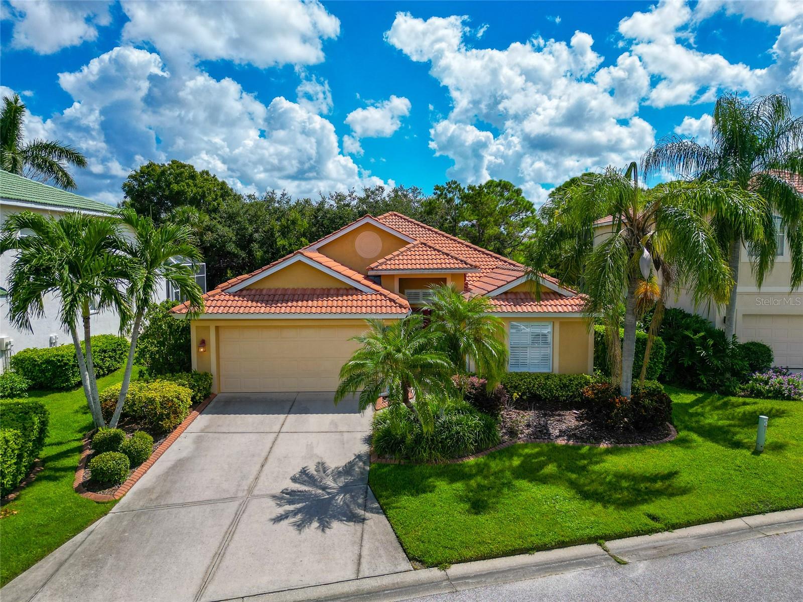 Sabal Lake Cir, Sarasota, FL 34238