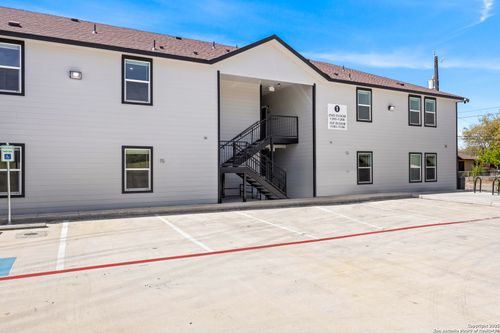 unit-1101-138 Ware Blvd, San Antonio, TX, 78221-1964 | Card Image