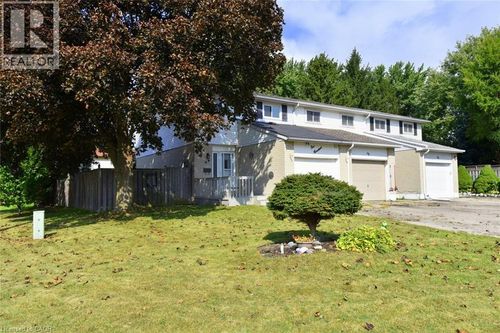100 Golden Orchard Drive, Hamilton, ON, L9C6J5 | Card Image