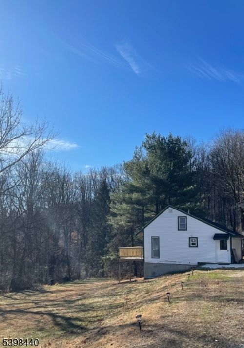 29 Inscho Rd, Asbury, NJ, 08802-1044 | Card Image