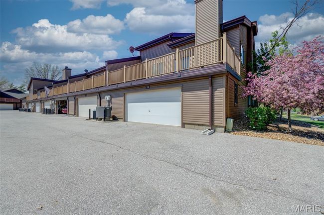 Oversized garage 28'x22' | Image 7