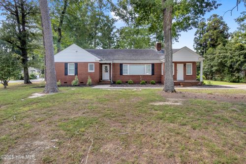 501 Curtis St N, Ahoskie, NC, 27910-2519 | Card Image