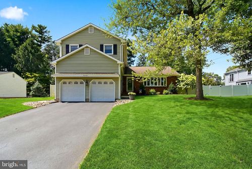 17 Clementon Way, LAWRENCEVILLE, NJ, 08648-3741 | Card Image