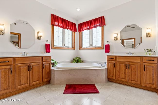 567 Fairburn Ct Nw, House other with 4 bedrooms, 3 bathrooms and 2 parking in Calabash NC | Image 18