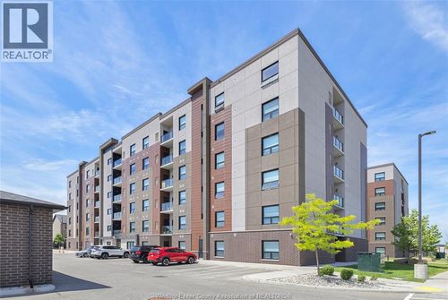 510-728 Brownstone, Lakeshore, ON, N9K0C4 | Card Image