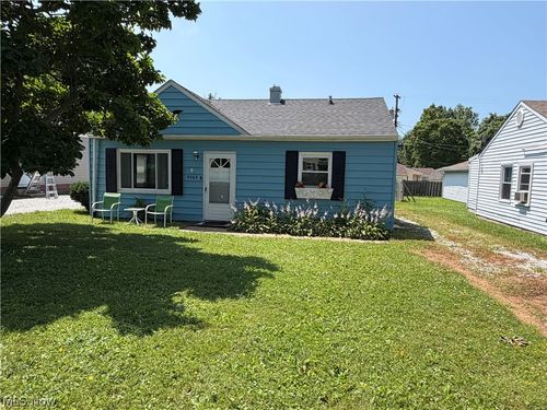 5064 Brooksdale Rd, Mentor, OH, 44060-1212 | Card Image