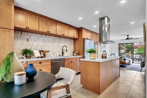 1-o-1225 Pacific Beach Dr., San Diego, CA, 92109 | Card Image