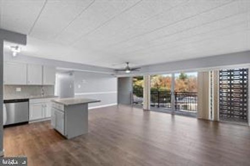 apt-302-9201 New Hampshire Ave, SILVER SPRING, MD, 20903-3608 | Card Image