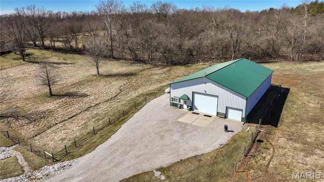 2445 Seiler Rd, House other with 3 bedrooms, 5 bathrooms and 2 parking in Alton IL | Image 13