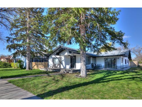 693 E Ave, Limon, CO, 80828-5082 | Card Image