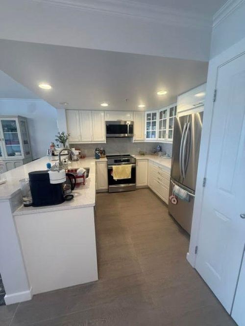 1807-295 Guildford Way, Port Moody, BC, V3H5N3 | Card Image