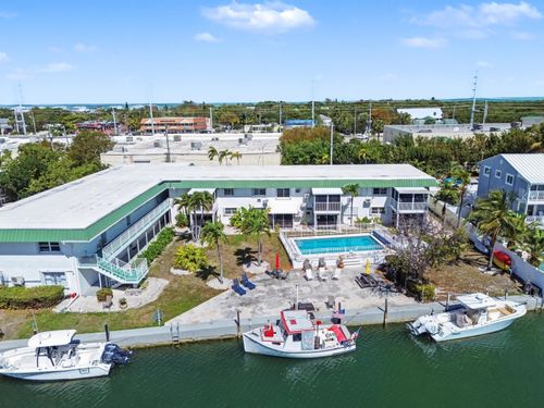 apt-7-5301 Ocean Ter, Marathon, FL, 33050-2636 | Card Image