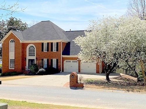 122 N Lakeside Dr Nw, Kennesaw, GA, 30144-3092 | Card Image