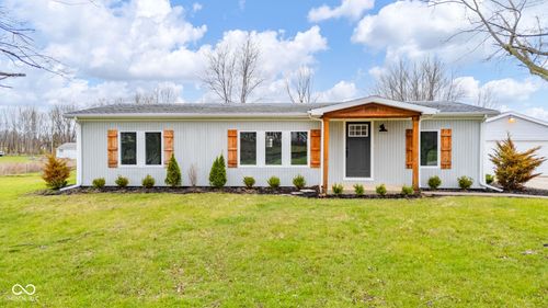 1076 E County Road 650 N, New Castle, IN, 47362-9024 | Card Image