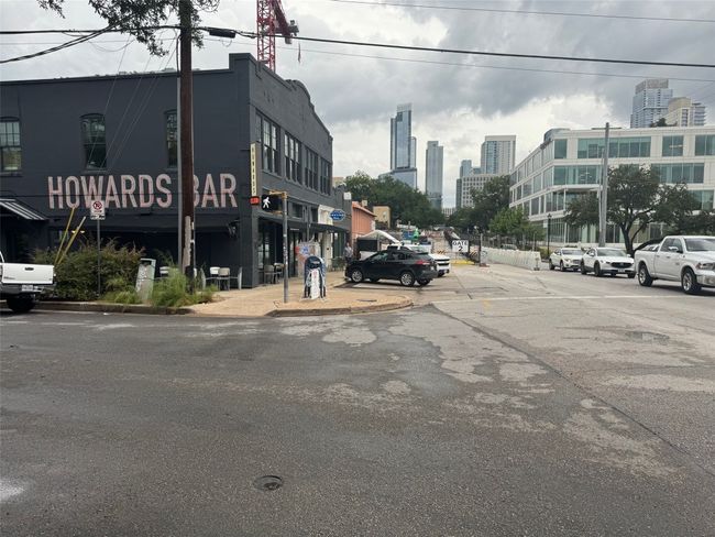 Howard's Bar | Image 24