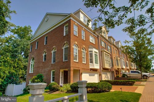 2139 N Scott St, ARLINGTON, VA, 22209-1010 | Card Image